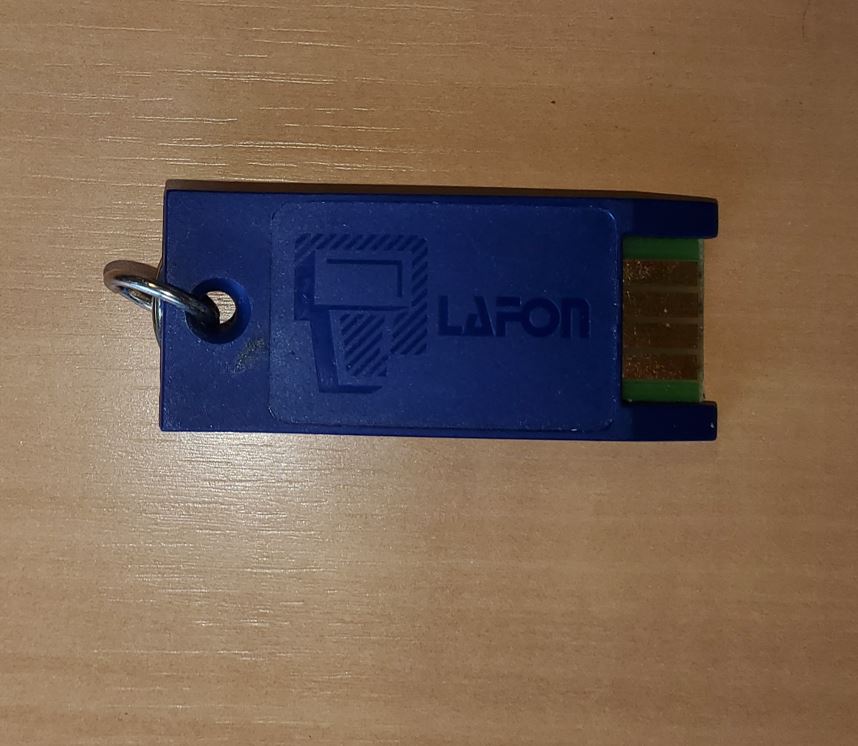 badge à contact.JPG